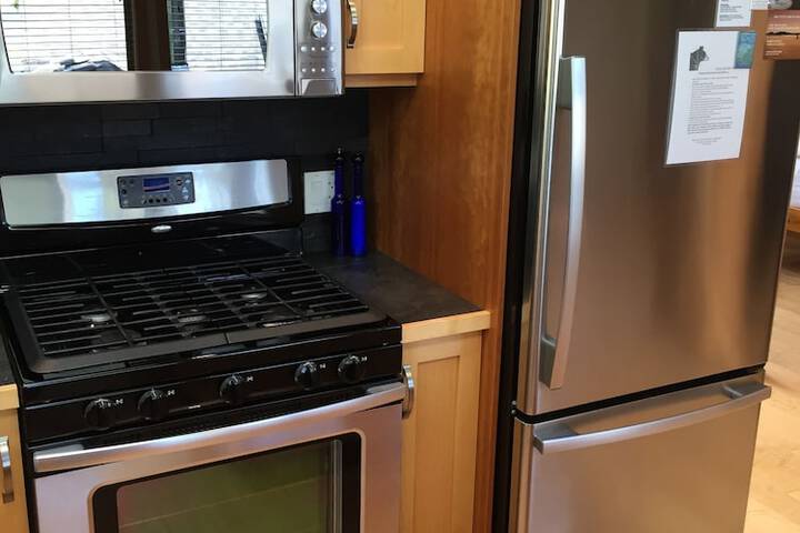 Black Bear Guesthouse
