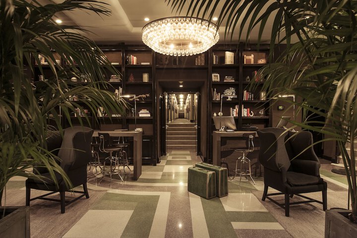 Hotel Interior 8 of 41