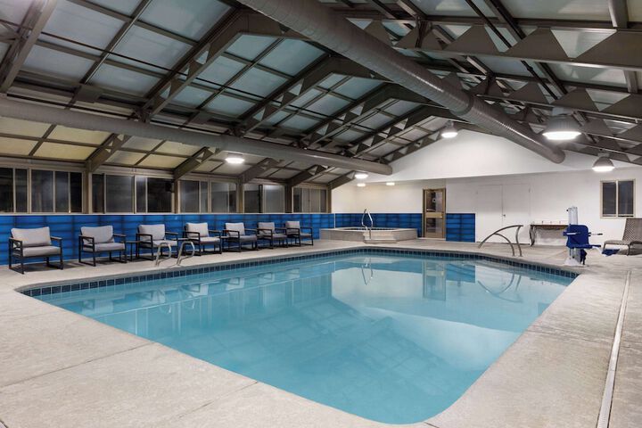 Pool 6 of 97