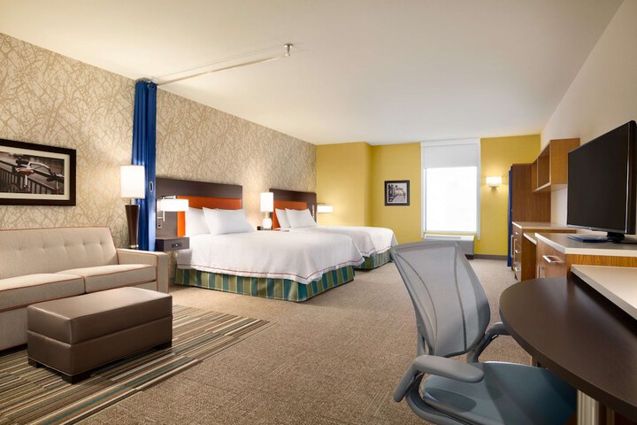 Room 18 of 34