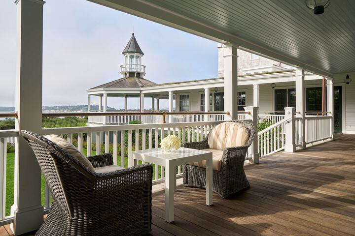 Harbor View Hotel