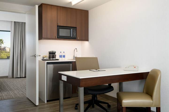 Room 22 of 53