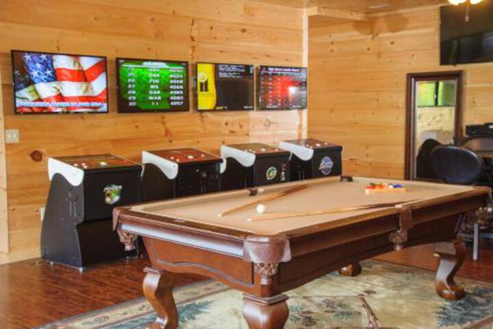 Foxwood Mansion Cabin