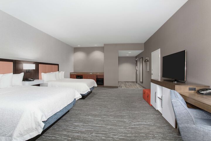 Room 30 of 59