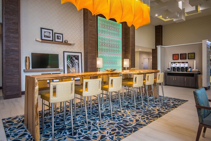 Hampton Inn & Suites Dallas-The Colony TX