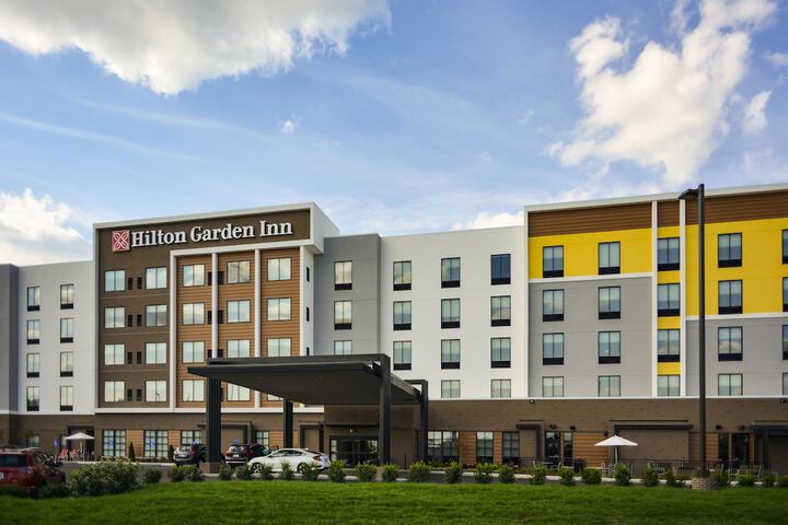 Hotel 4 of 41