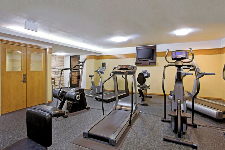 Four Points by Sheraton Ventura Harbor Resort