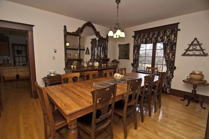 Sproule Heritage Bed & Breakfast