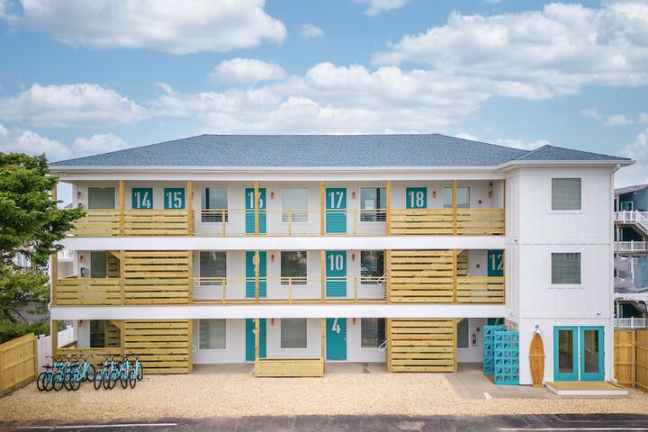 The Surf Shanty Motel