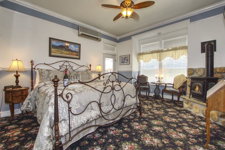 Room 46 of 132