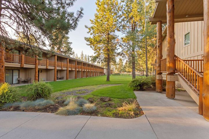 Best Western Ponderosa Lodge
