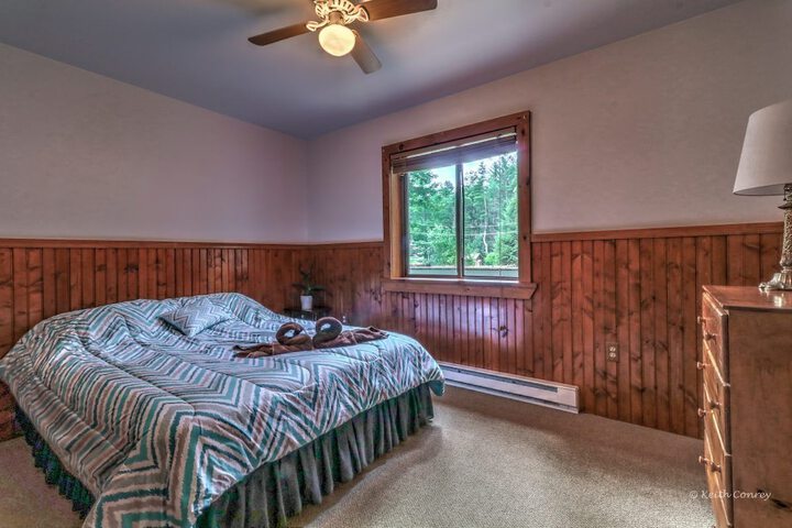 Room 27 of 68