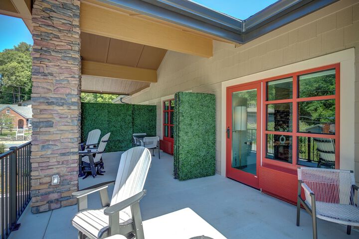 Terrace/Patio 101 of 120