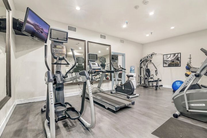 Staybridge Suites University Area by IHG