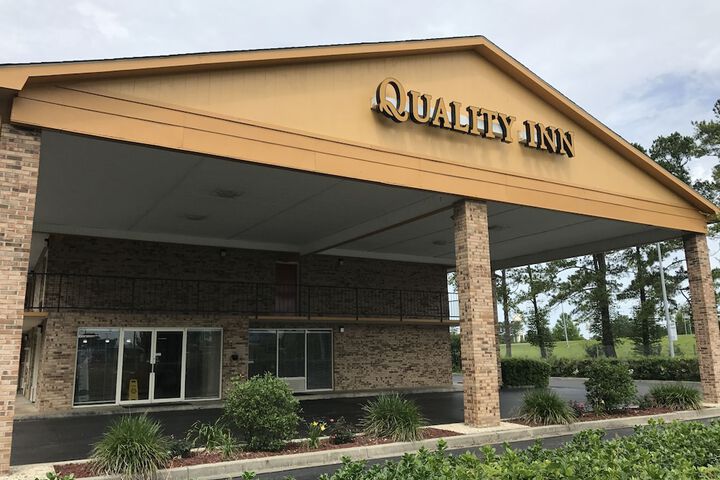 Quality Inn Manning I-95