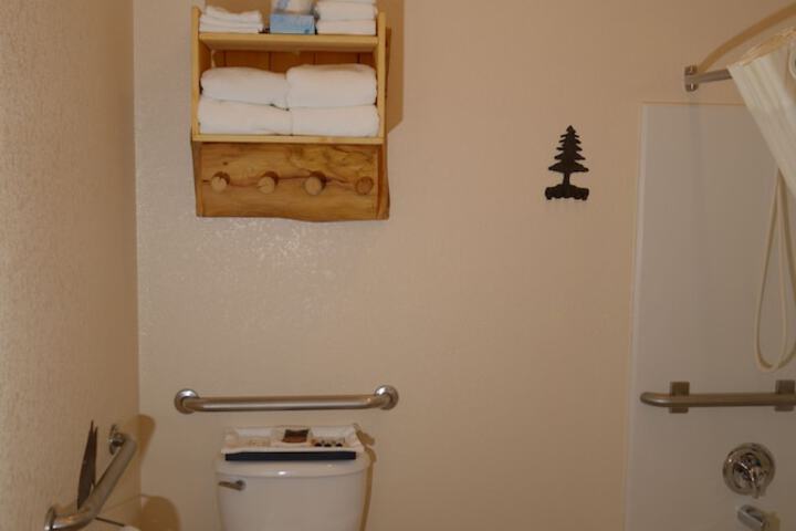 Room 29 of 82
