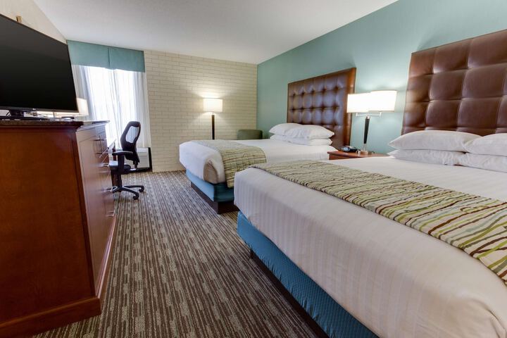 Room 10 of 43