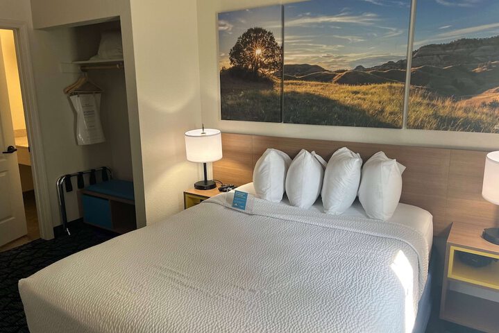 Room 7 of 40