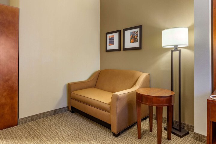Room 26 of 49