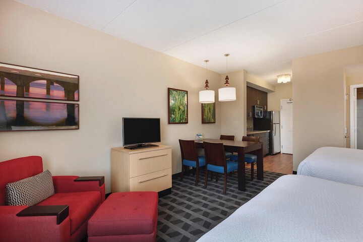 Towneplace Suites by Marriott Harrisburg West / Mechanicsburg