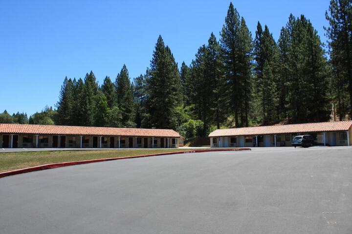 Hotel 2 of 24
