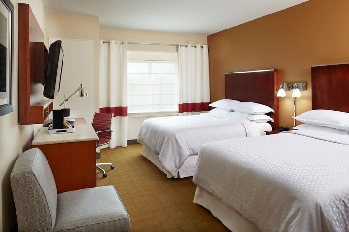 Room 7 of 19