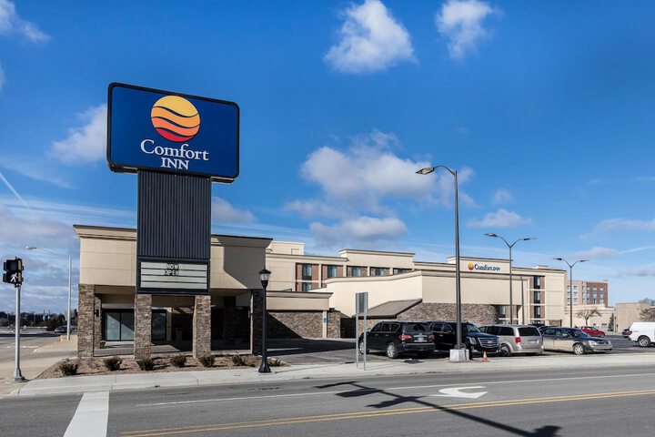 Comfort Inn Bay City - Riverfront