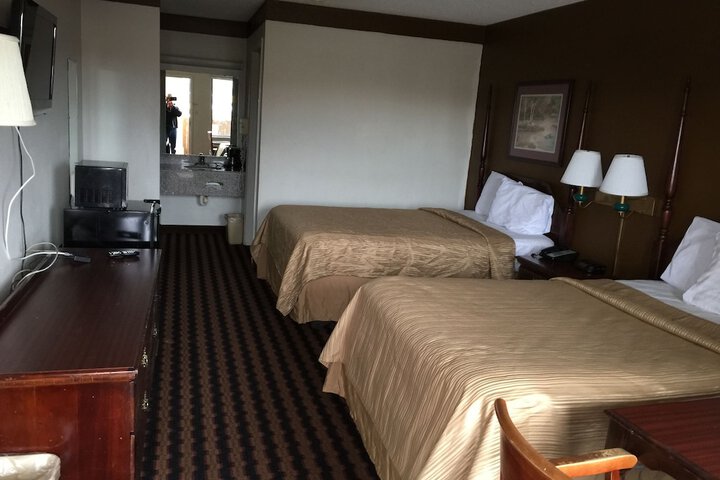 Room 22 of 36