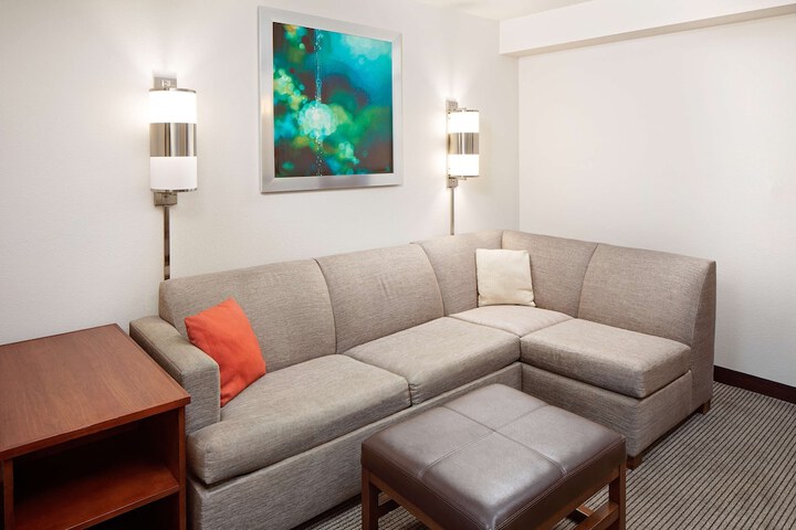 Room 14 of 20