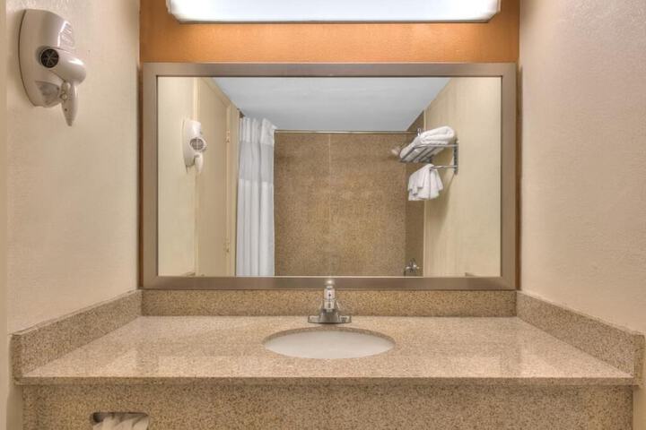 Express Inn