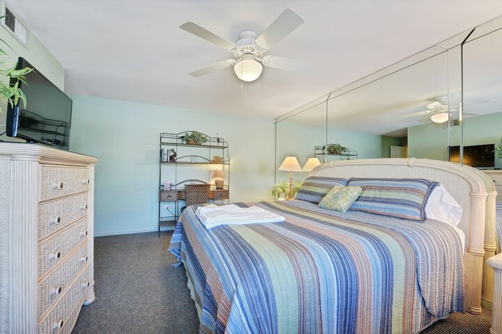 Room 14 of 33