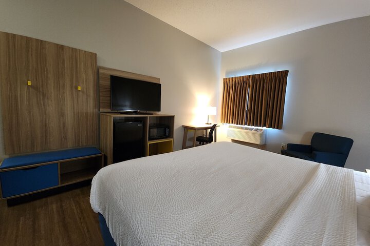 Days Inn by Wyndham Collinsville / St. Louis