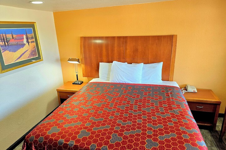 Room 36 of 36