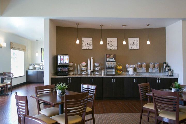 Breakfast/Coffee Service 22 of 26