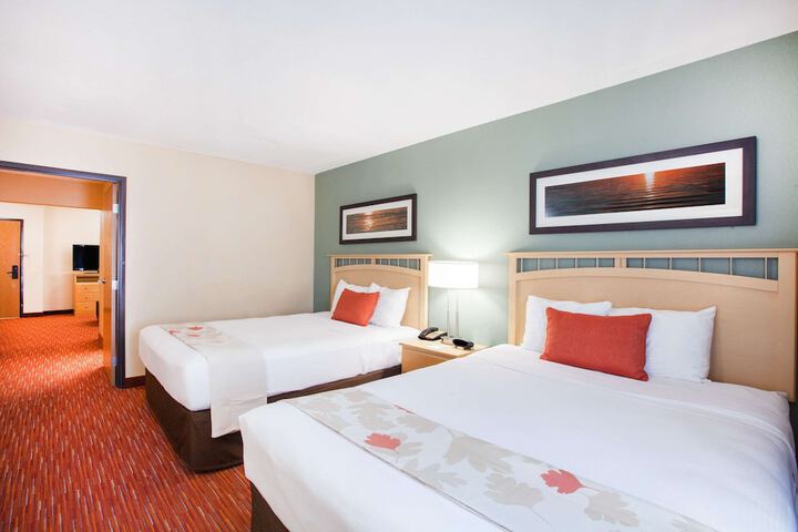 Room 13 of 21