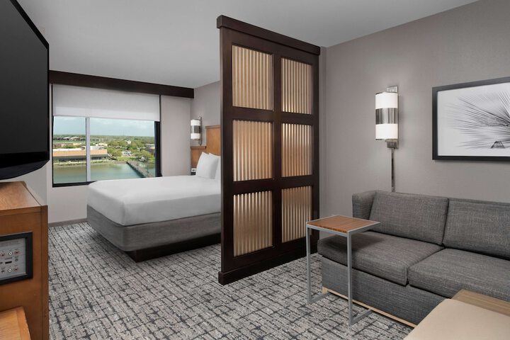 Hyatt Place Houston / Sugar Land