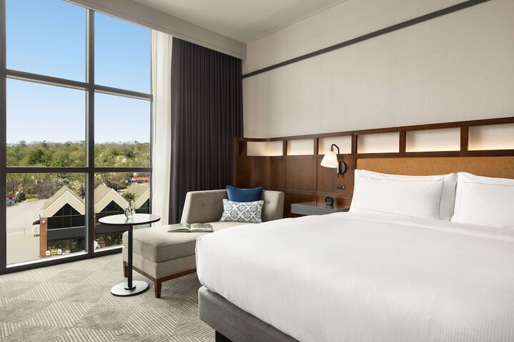 Valley Hotel Homewood Birmingham Curio Collection by Hilton