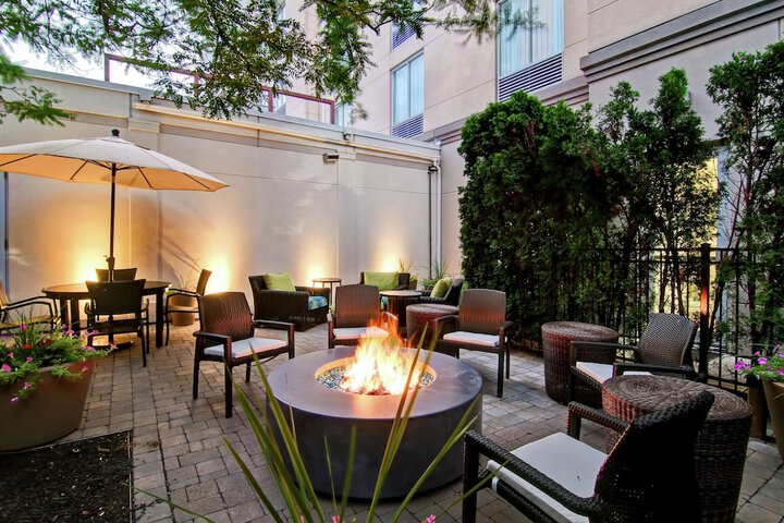 Terrace/Patio 43 of 45