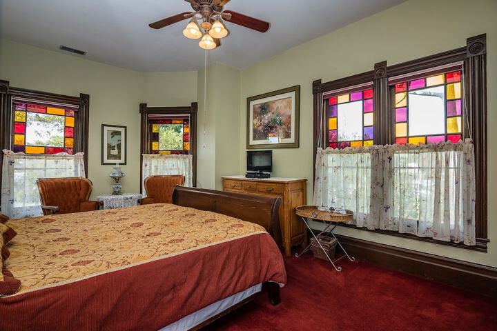 Room 19 of 63