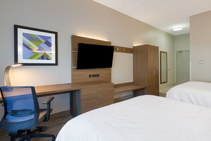 Holiday Inn Express Hotel & Suites Weston by IHG