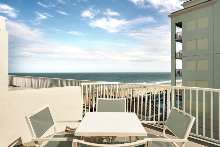 DoubleTree by Hilton Ocean City Oceanfront