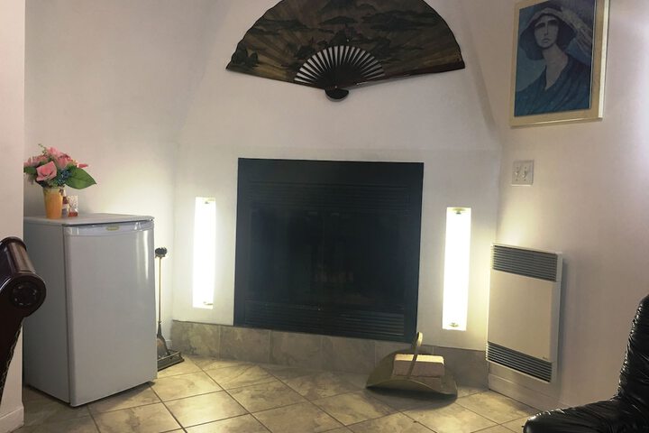 Room 15 of 38