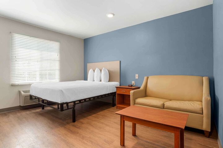 Extended Stay America Select Suites - Orlando - Sanford - Airport