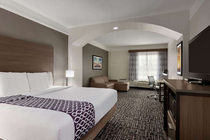 Room 20 of 29