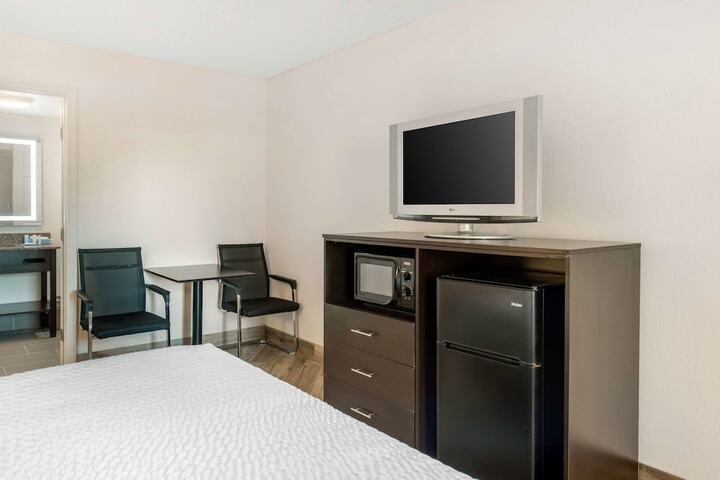 Room 19 of 57