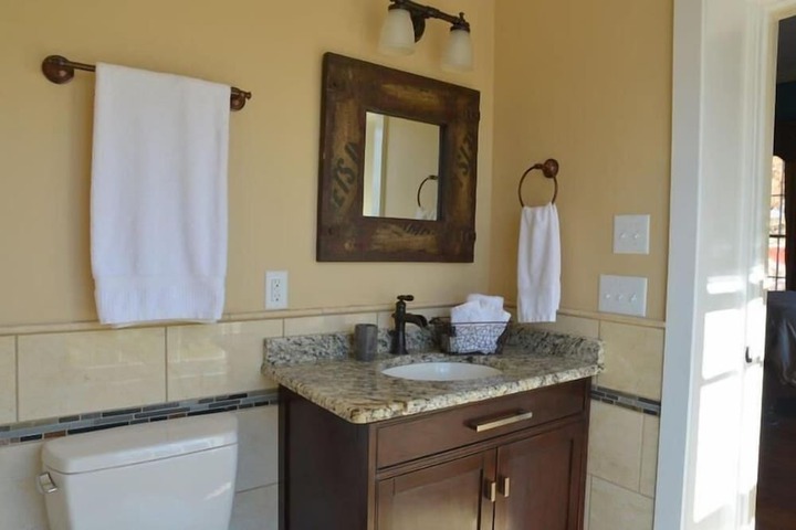 Room 4 of 20