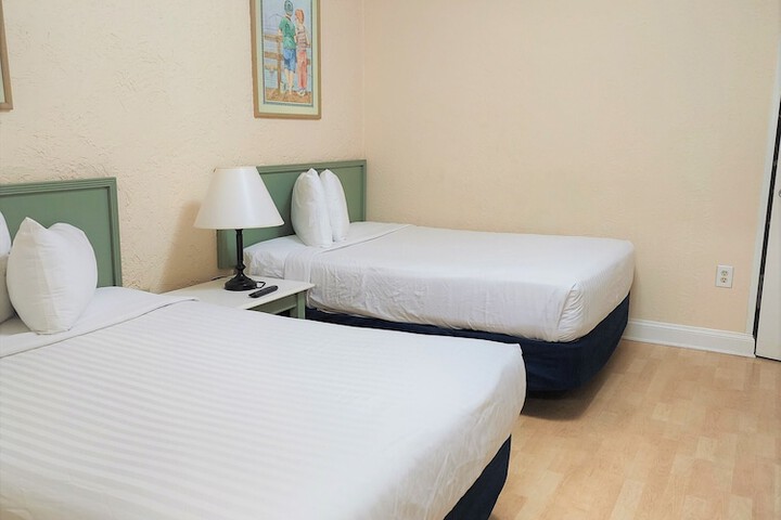 Room 70 of 87