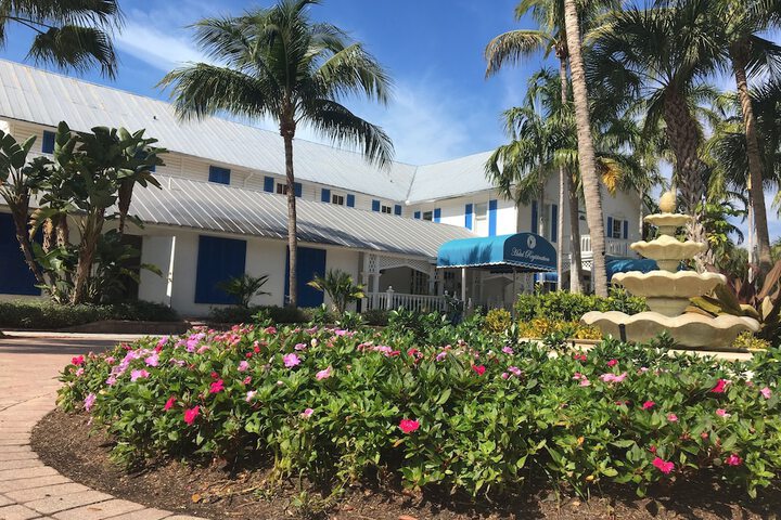 Olde Marco Island Inn and Suites
