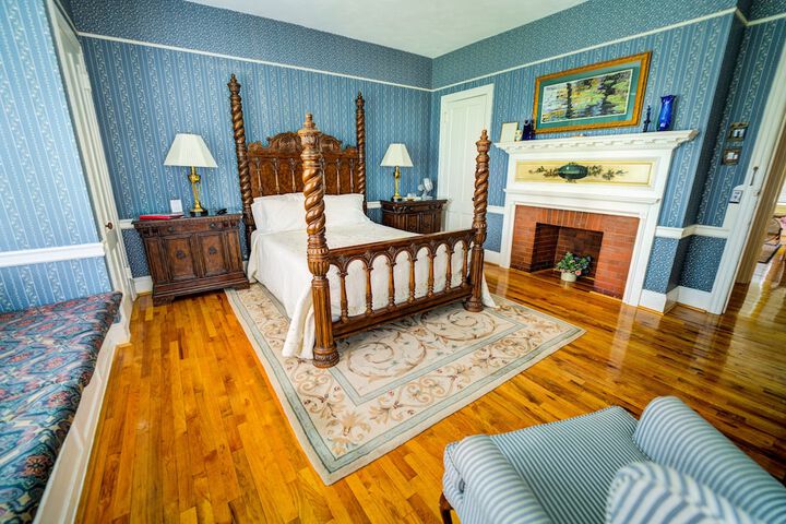Room 15 of 31