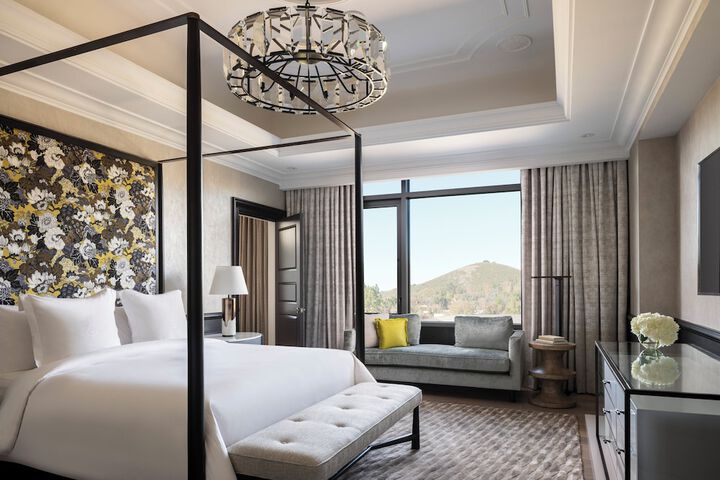 Four Seasons Hotel Los Angeles at Westlake Village